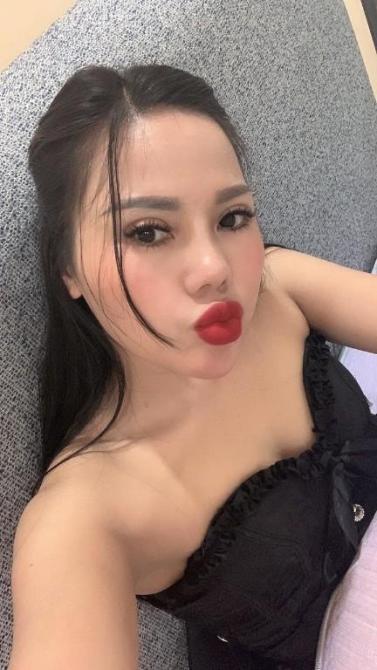 Candolim call girl